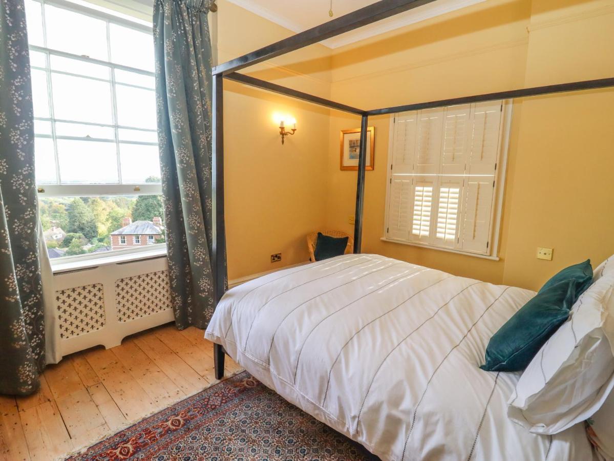 The Manse Studio Villa Malvern Wells Exterior photo